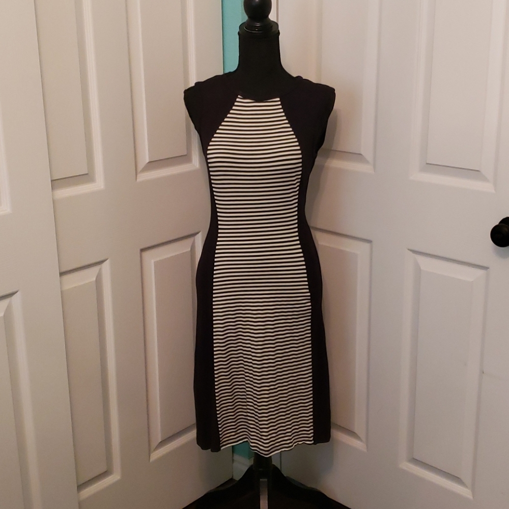 💥3 for $10 Go Couture Sleeveless Dress